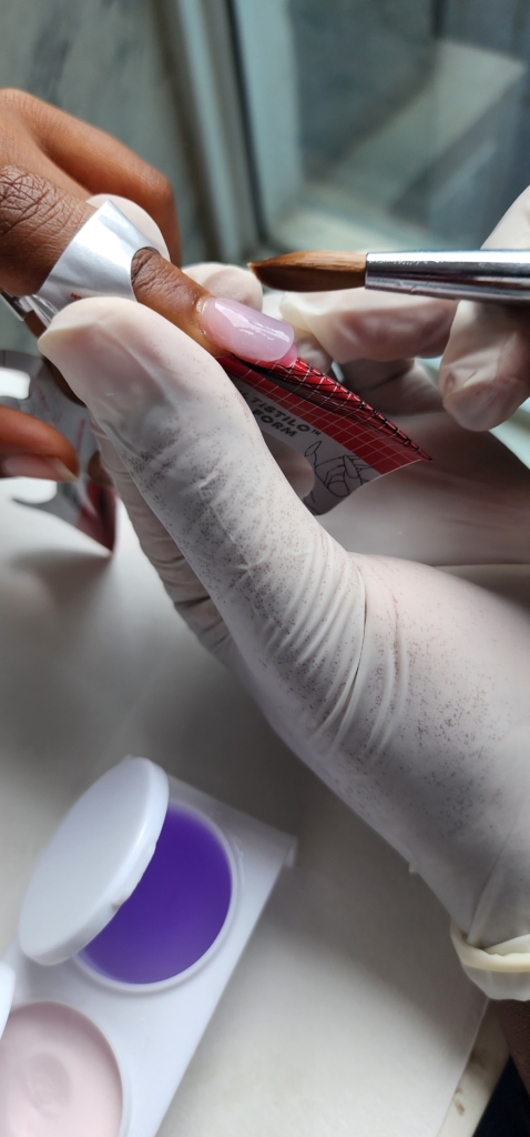 Process of sculpting an artificial nail